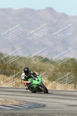 media/Dec-01-2025-Moto Forza (Mon) [[2daa91e15f]]/2-Intermediate Group/Session 3 (Turn 3)/